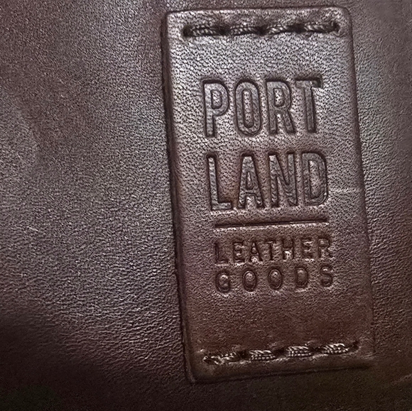 NWOT Portland Leather Bundle.  1 Wristlet, 1 Mini Wallett And 1 Card Holder - Picture 8 of 8